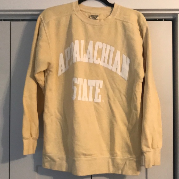 yellow comfort colors sweatshirt